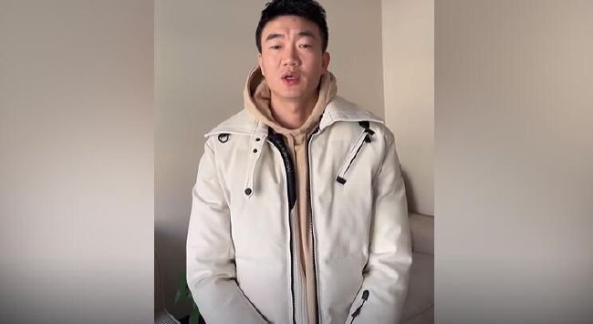 西甲-皇马1-0绝杀阿拉维斯纳乔染红巴斯克斯制胜西甲第18轮，皇马客场挑战阿拉维斯。